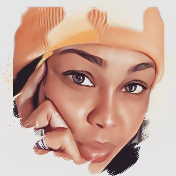 Meet your Posher, Leigh - Picture 1 of 1